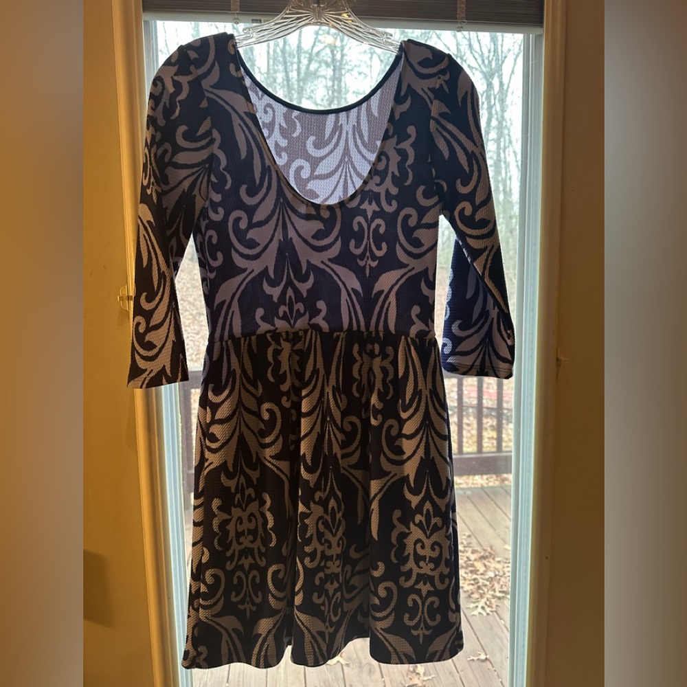 5/ $15 M DRESS